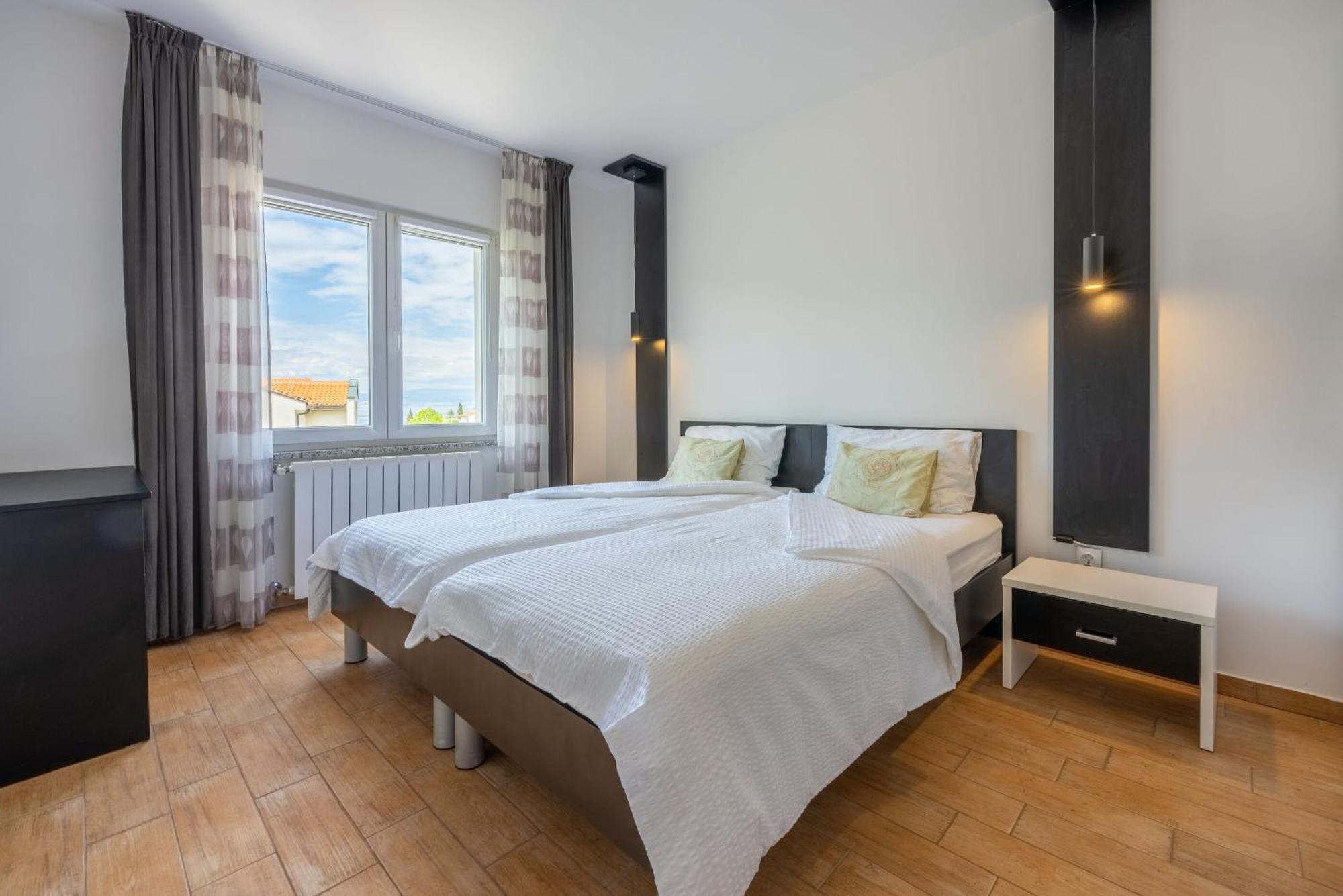 Apartments Vesna Malinska Eksteriør billede