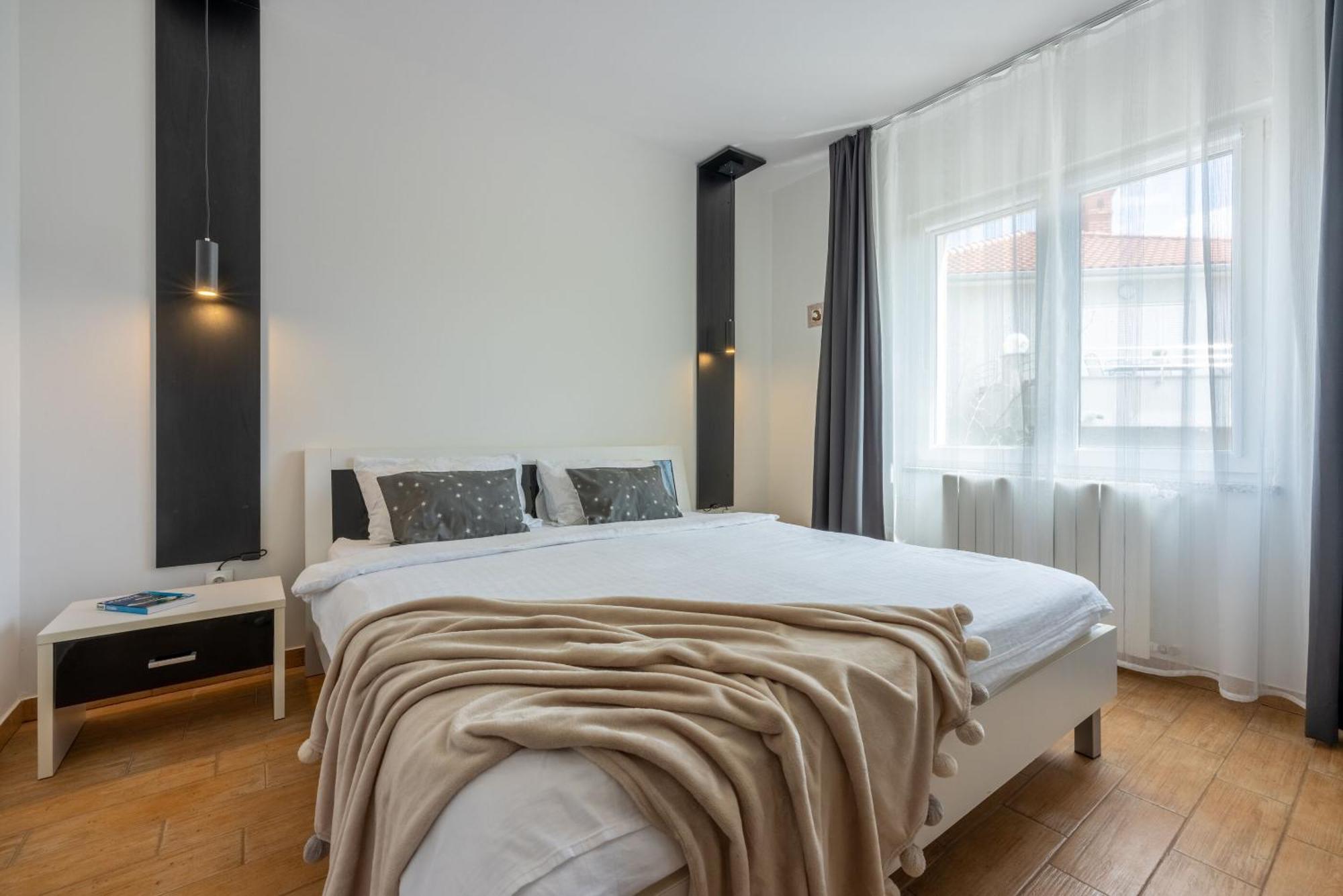 Apartments Vesna Malinska Eksteriør billede