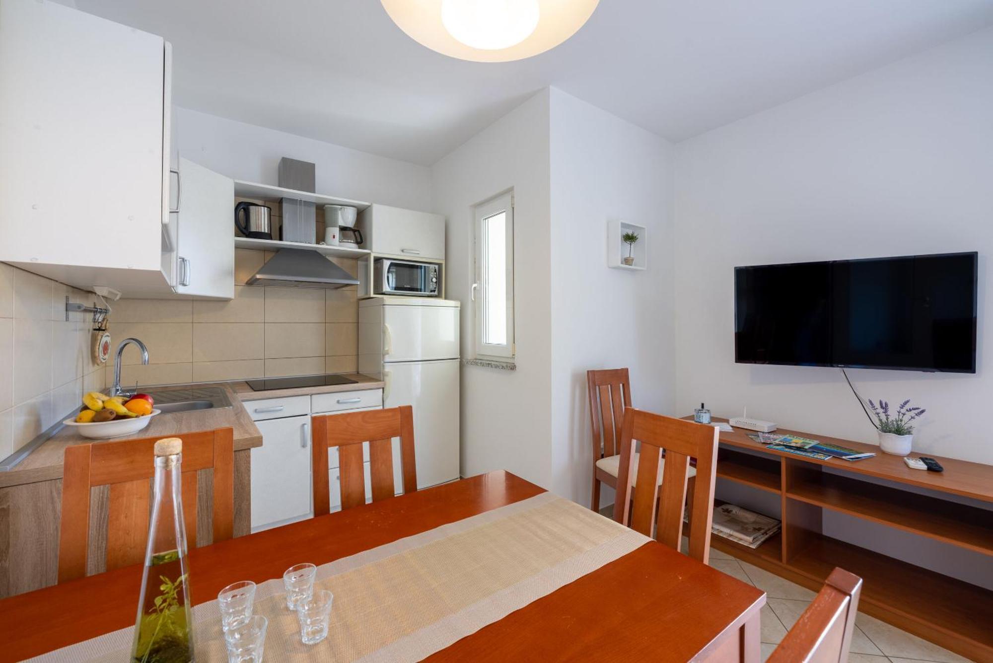 Apartments Vesna Malinska Eksteriør billede